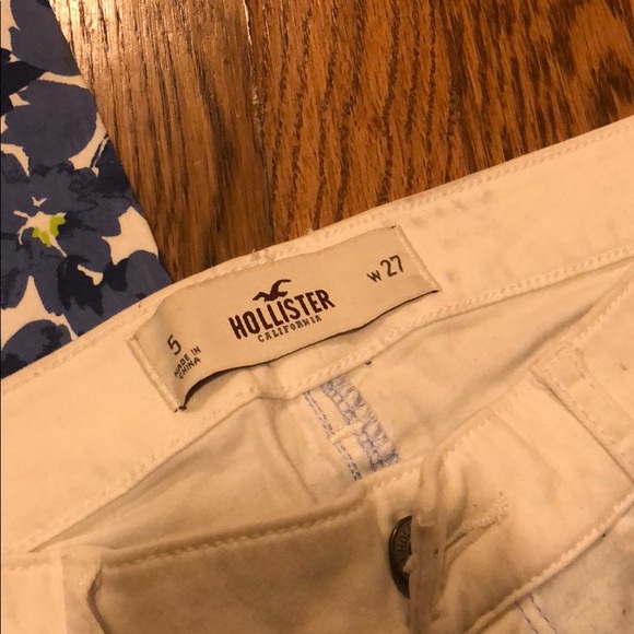 Hollister Floral Gradient Jean - Picture 3 of 3